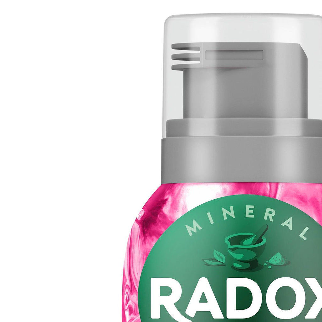 Radox Mineral Therapy 2-in-1 Shave + Shower Mousse Feel Vivacious 200ml