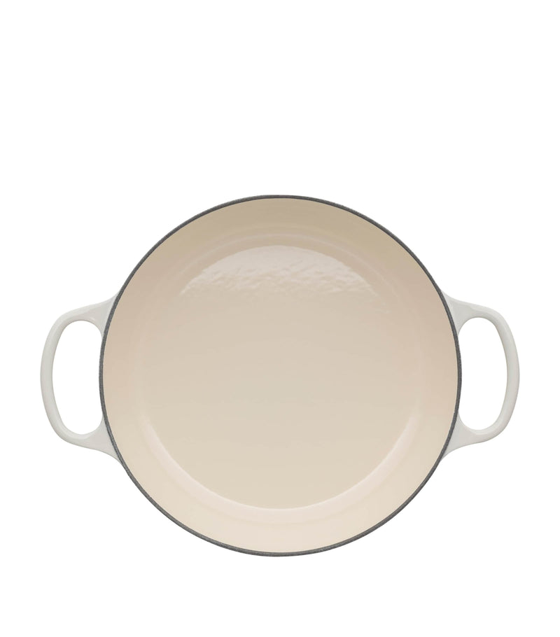 Le Creuset cast iron casserole dish 26cm, UK version