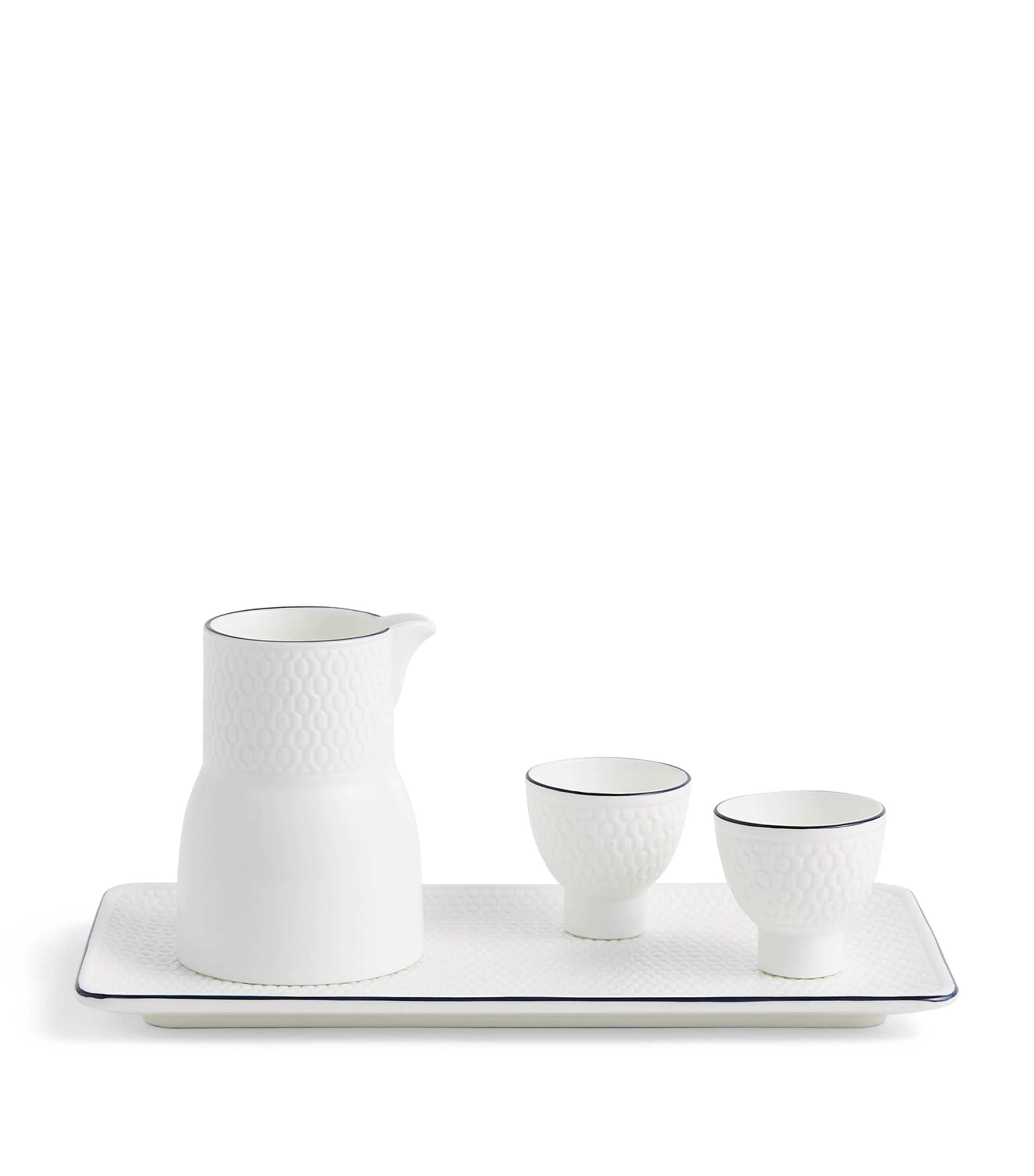 Wedgwood Gio Baijiu jug and cups set (British brand)