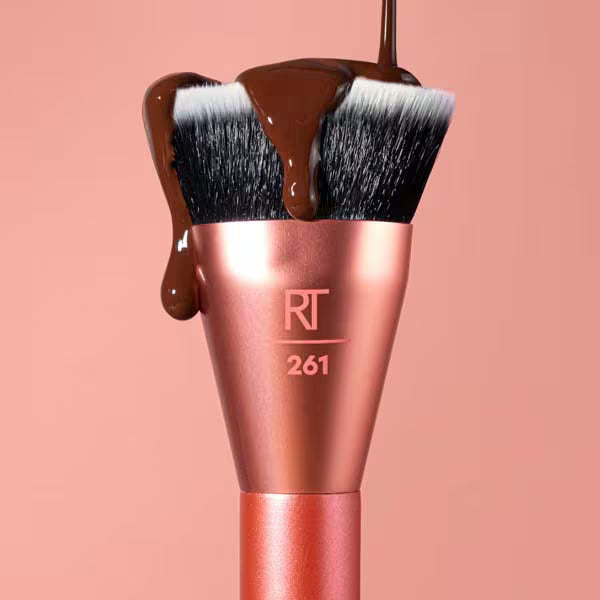 Real Techniques Snatch + Sculpt Contour Brush, imported from the UK