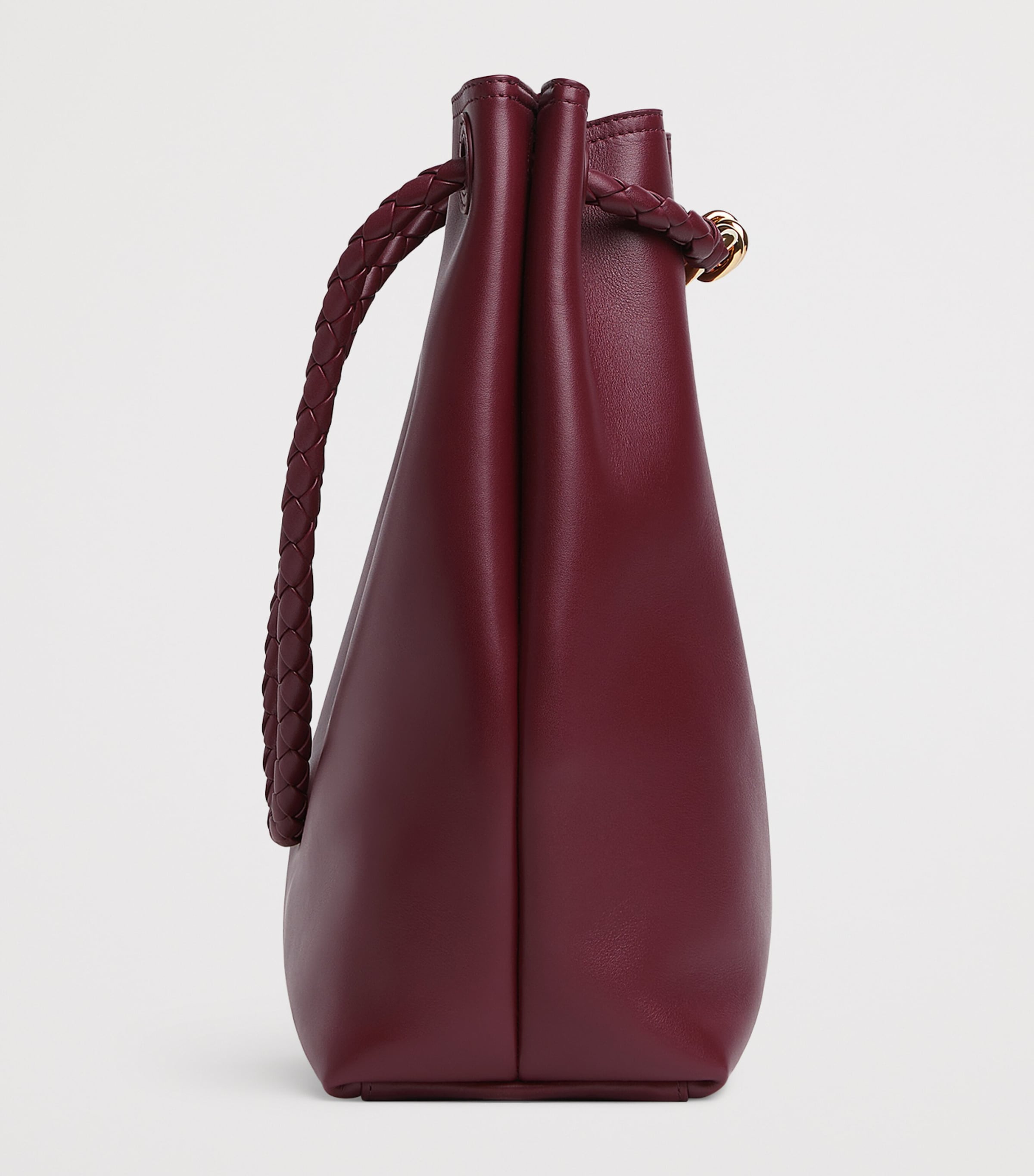 Bottega Veneta Andiamo bucket bag leather, imported from the UK