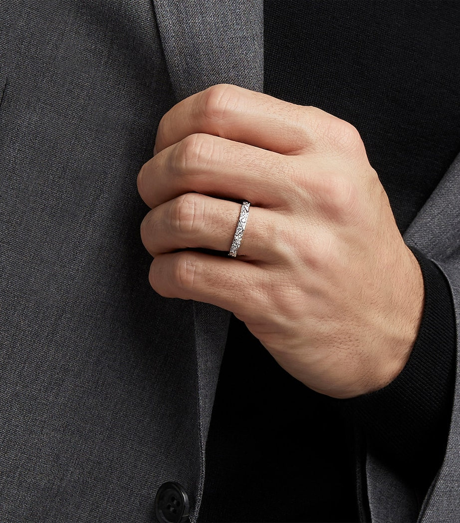 Graff LG Signature diamond white gold ring, UK version