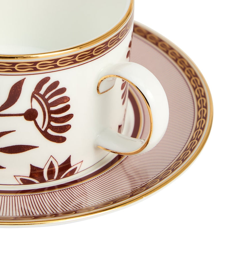 Wedgwood Red Splendour bone china teacup and saucer set (British brand)