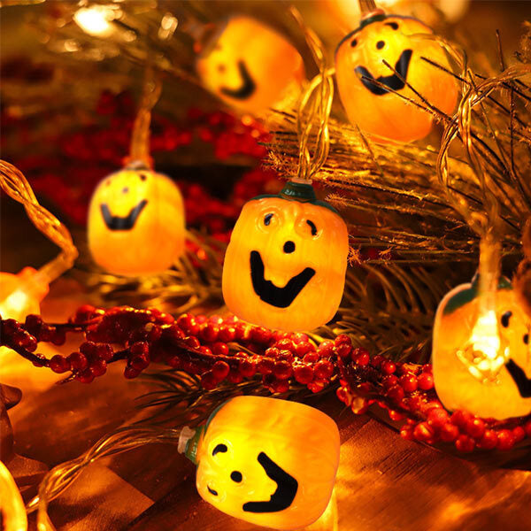 Livingandhome pumpkin LED string lights 3m, UK version