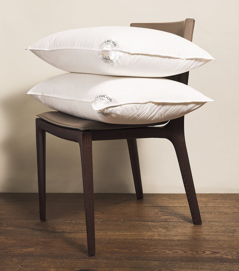 Harrods of London medium/firm goose down pillow 50cm x 75cm - British product