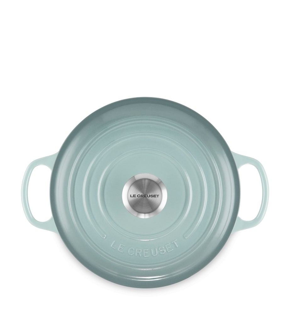 Le Creuset round casserole dish 24cm, UK version