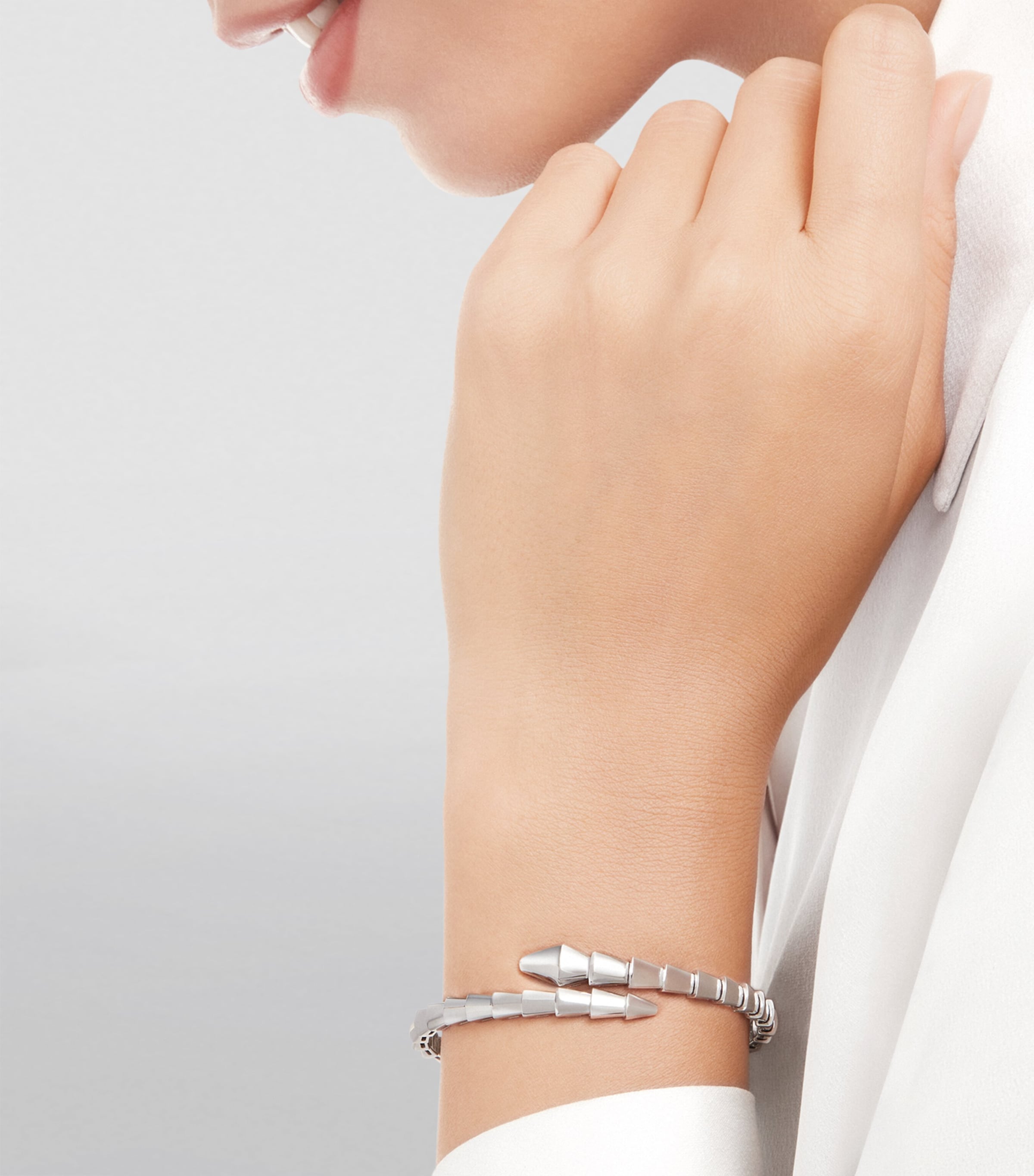 Bvlgari Serpenti Viper bracelet in white gold, UK version