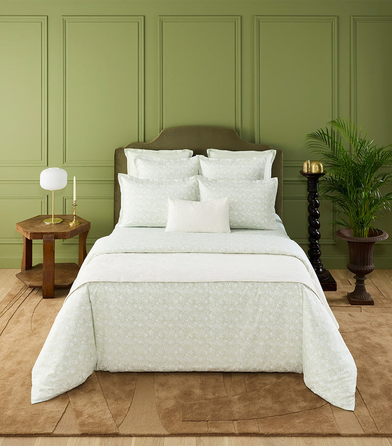 Yves Delorme Capri Amande Super King flat sheet, 270cm x 295cm (British brand)