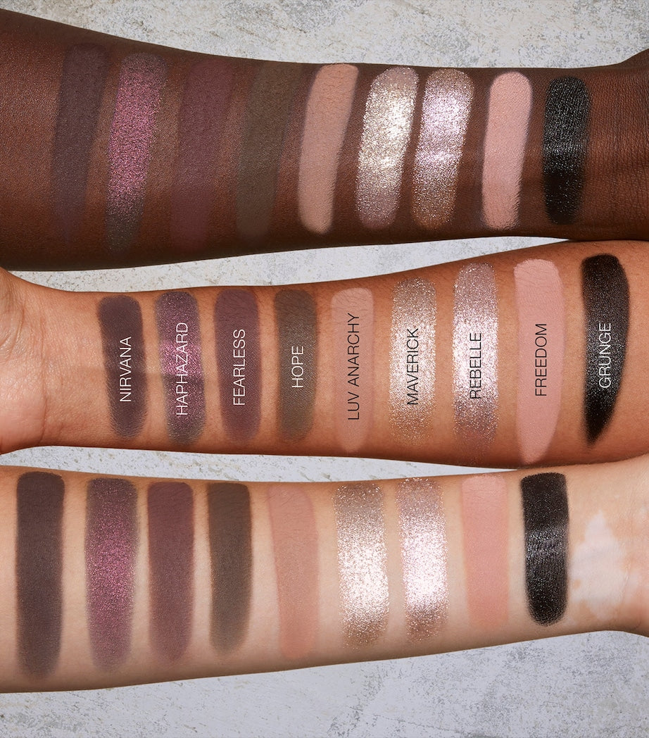 Huda Beauty Pretty Grunge eyeshadow palette, UK version