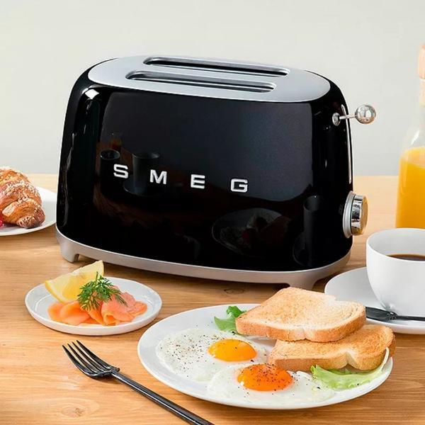 محمصة Smeg TSF01 سوداء لشريحتين، مستوردة من المملكة المتحدة