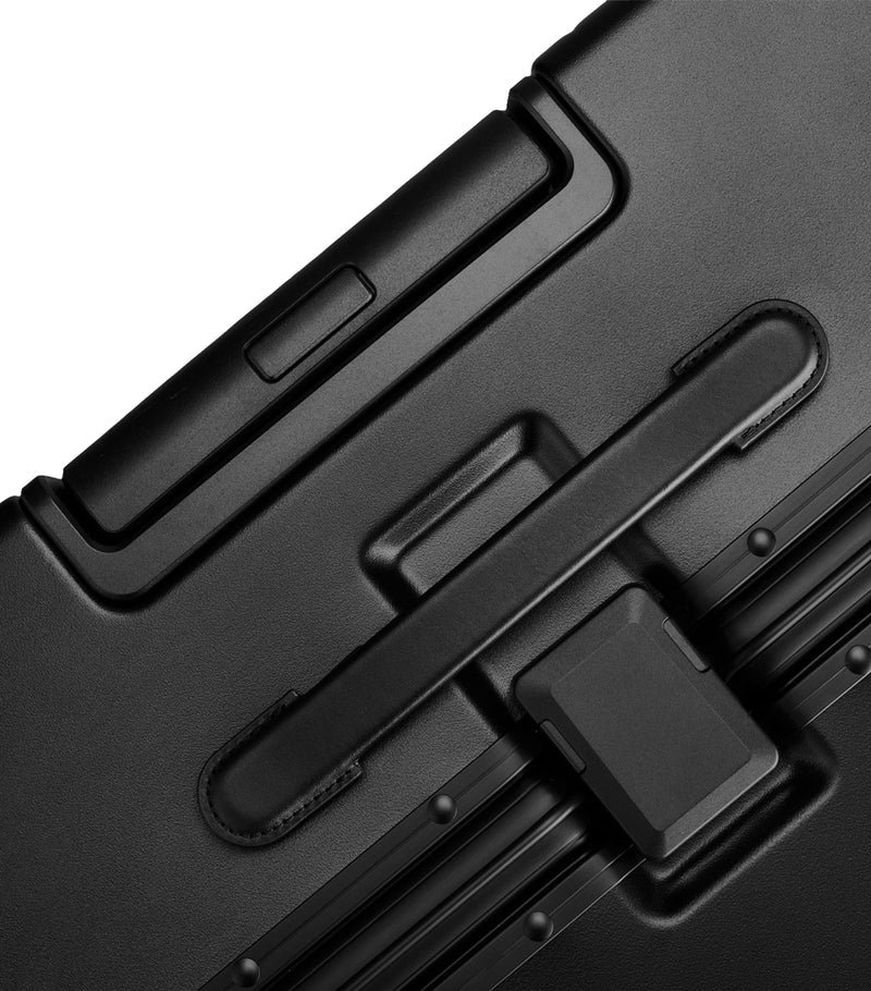 Carl Friedrik large check-in suitcase 72cm - British product