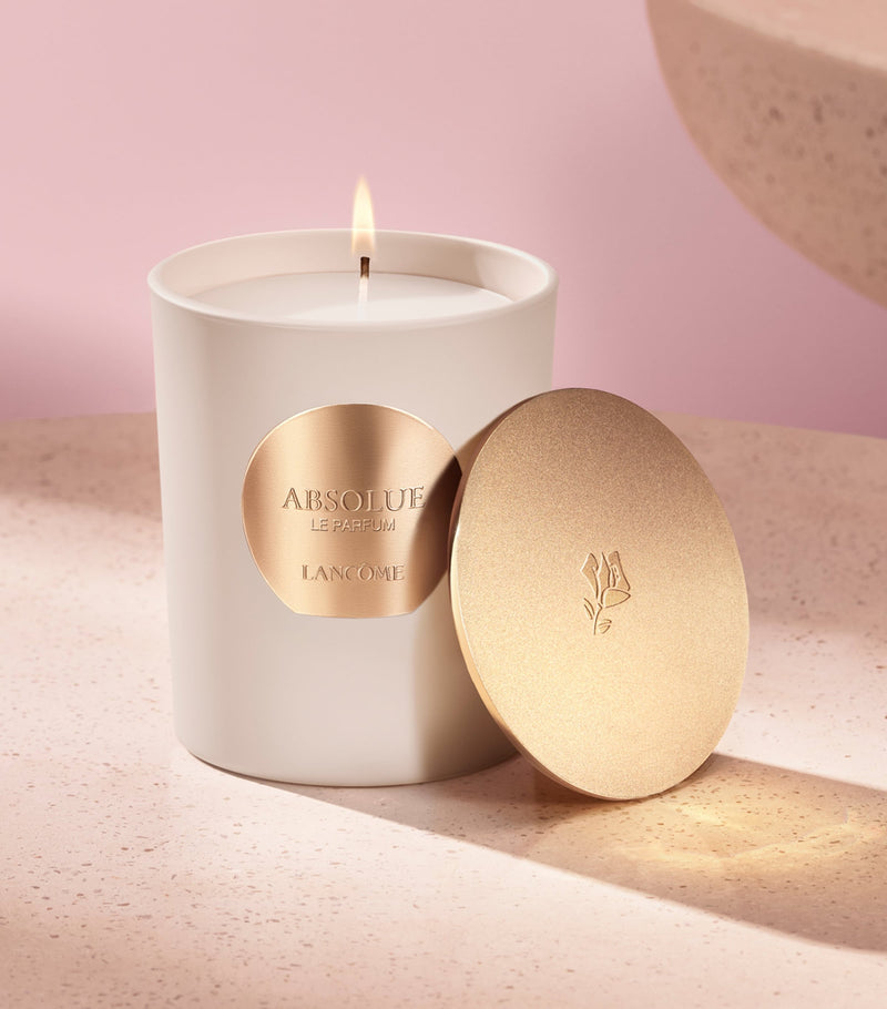 Lancôme scented candle with rose, tea, and musk notes 220g, UK version