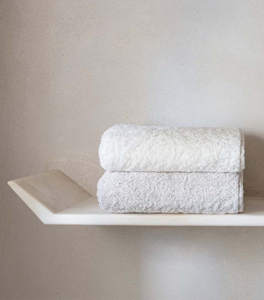 Graccioza Grand Egoist bath towel 70cm x 140cm - British product