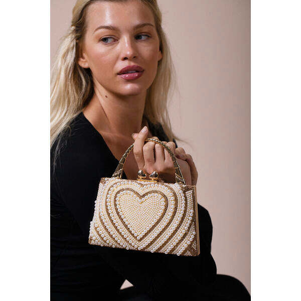 SVNX Heart Pearl Clutch Bag in Gold, UK version