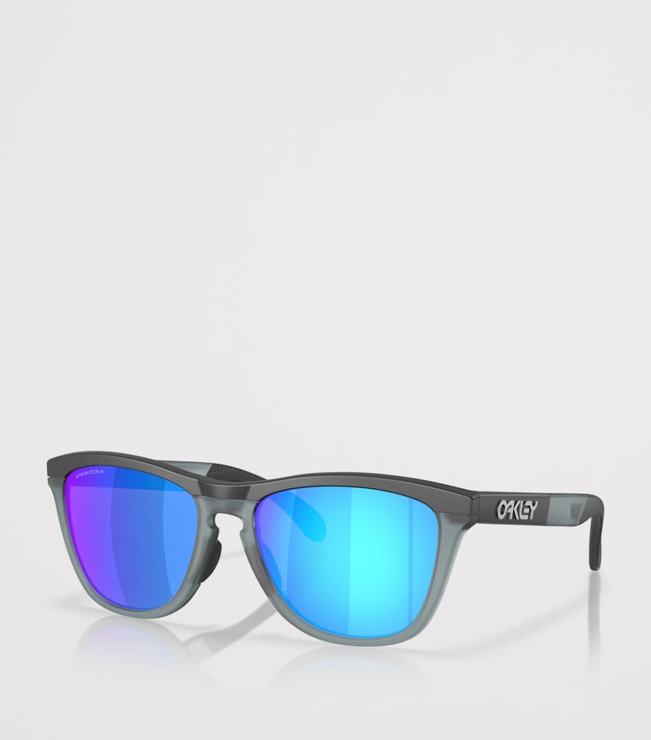 Lunettes de soleil Oakley Frogskins Range modèle 0OO9284 (marque britannique)