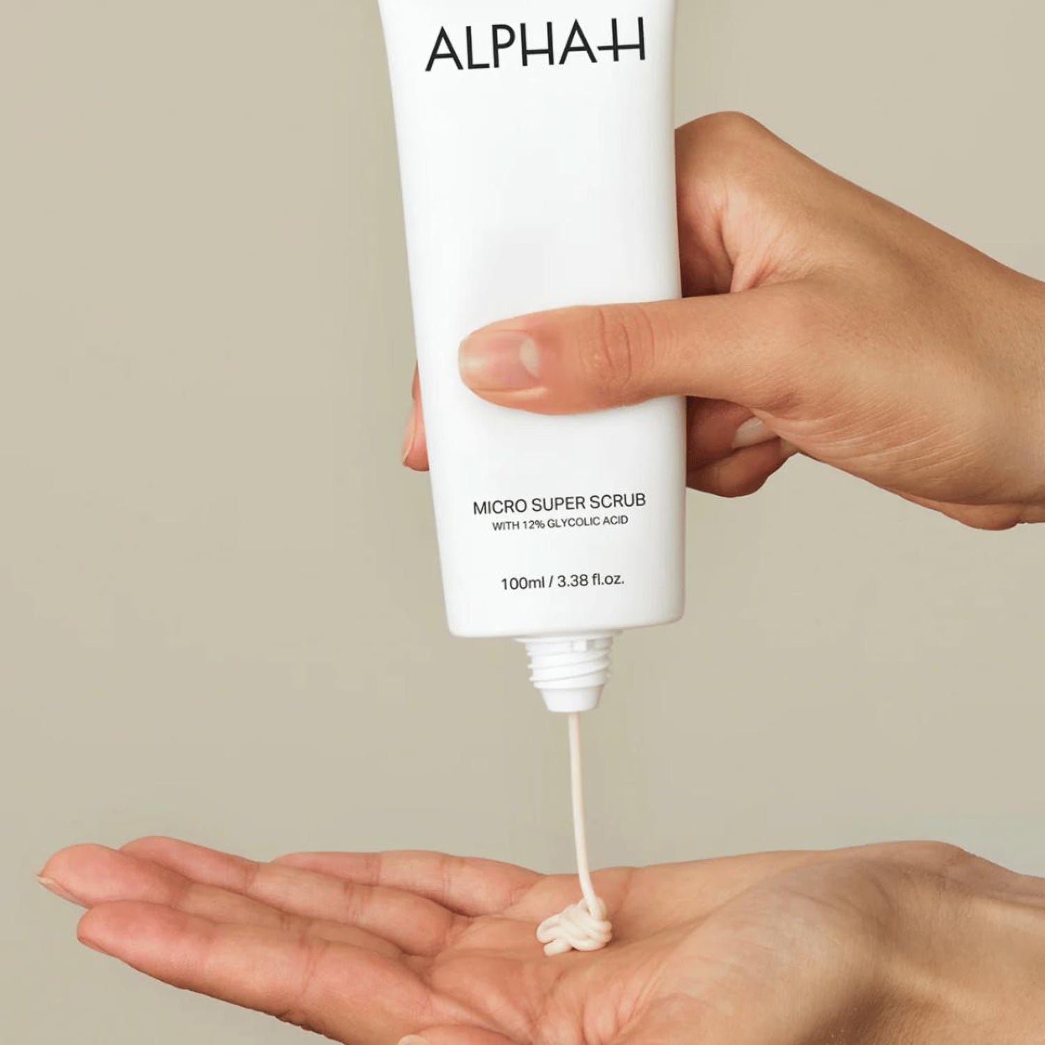 Alpha-H Micro Super Scrub 100ml exfoliant, British product
