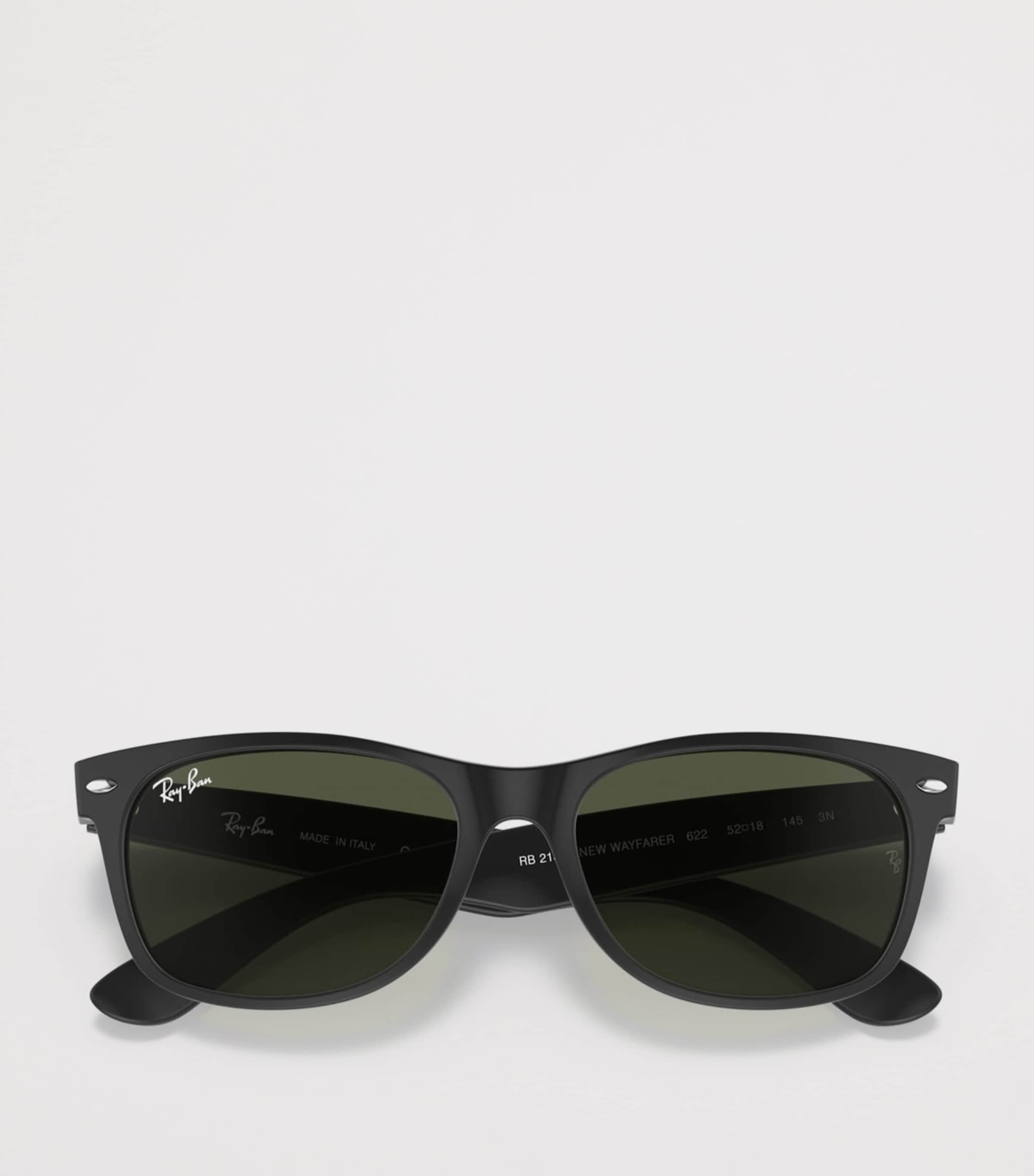 Ray-Ban New Wayfarer Classic sunglasses (British brand)