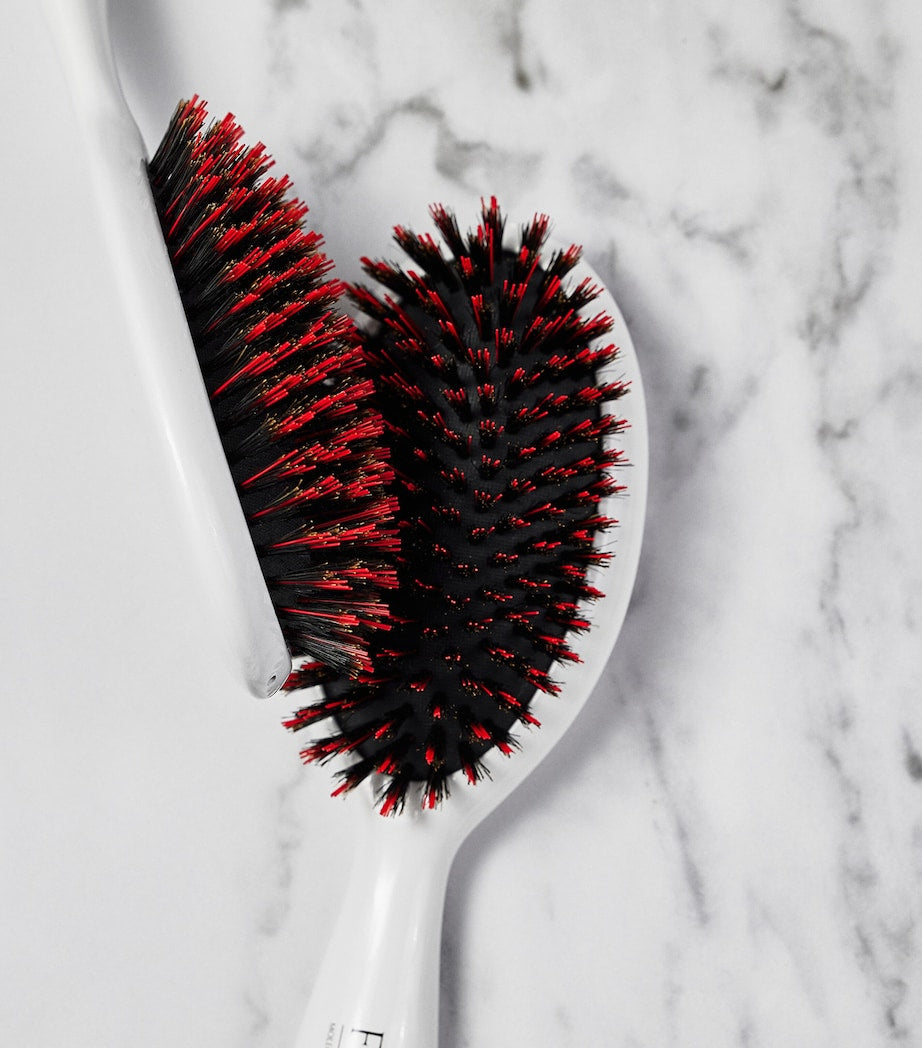 Flora Lab Paris Miracle Brush No.4 - British product