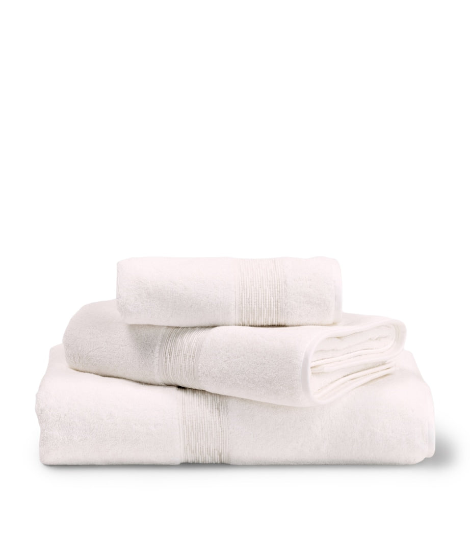 Frette hand towel Balance Lace 60cm x 110cm - British product