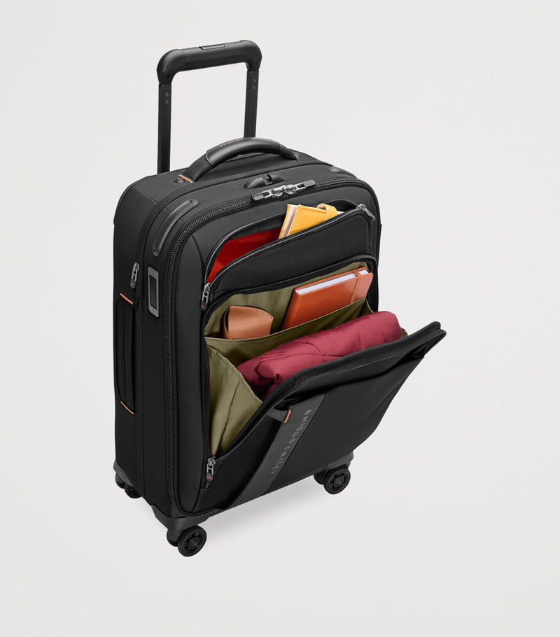 Briggs & Riley carry-on spinner suitcase 56cm - British product