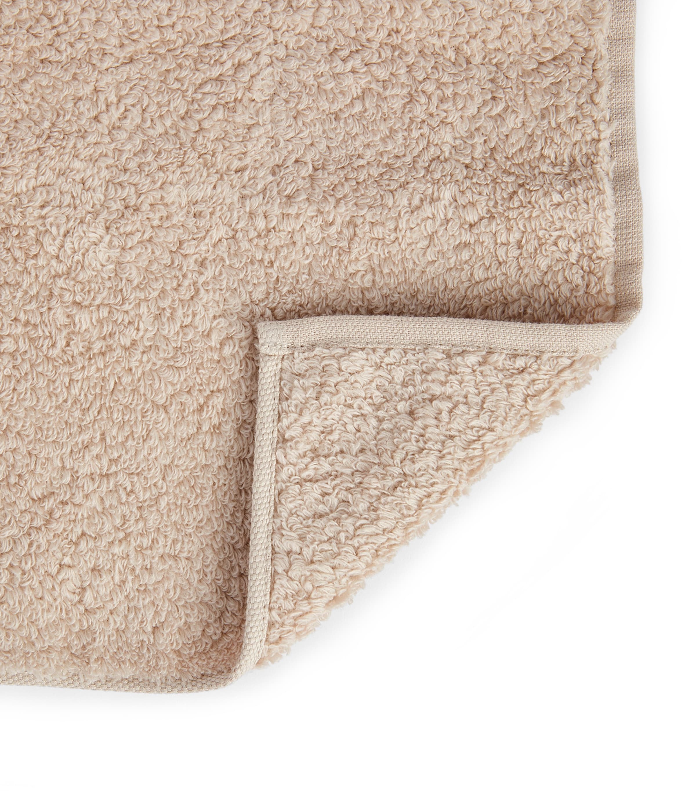 Uchino Zero Twist hand towel 60cm x 100cm (British brand)