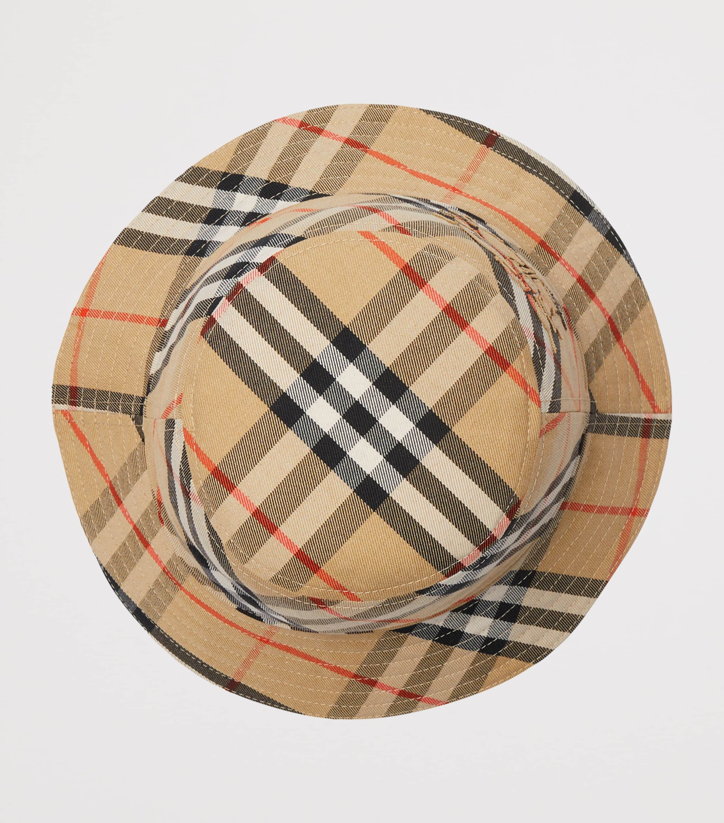 Burberry bucket hat with Check pattern and EKD emblem (British brand)