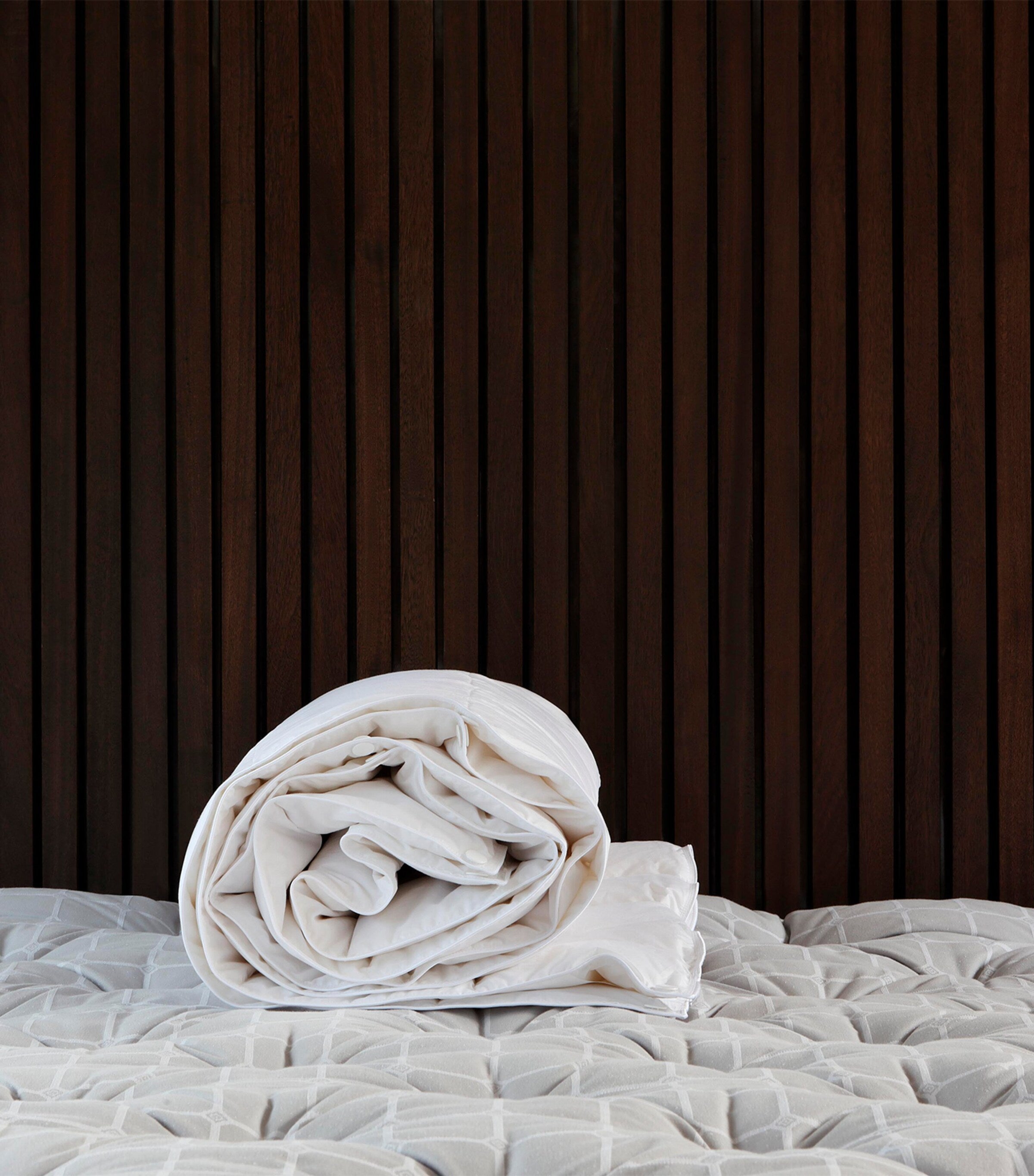 SAVOIR King Siberian Goose Down Duvet (British brand)
