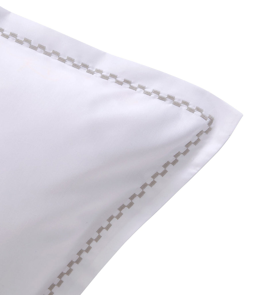 Alienor Pillowcase (50cm x 90cm)