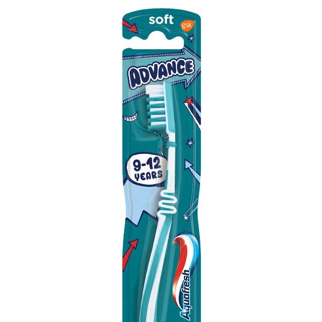 Aquafresh Advance Kids Toothbrush Age 9-12 Soft Plastic-Free Pack