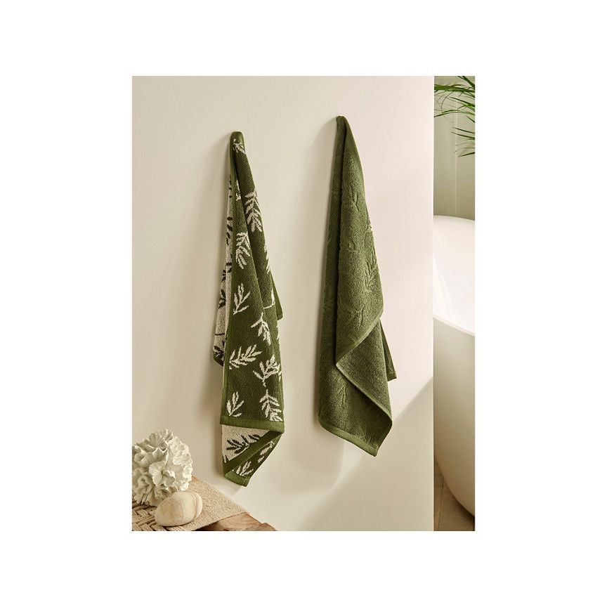 At Home with Stacey Solomon Green Olive Guest Towels - Set of 2