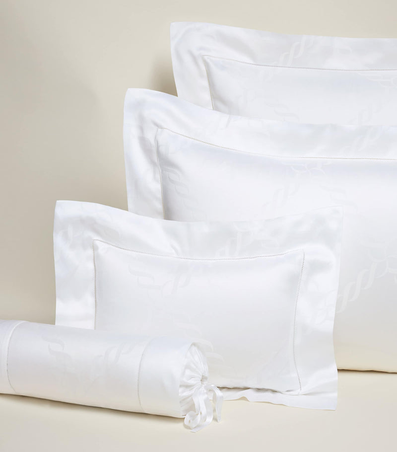 Pratesi Treccia boudoir pillowcase 30cm x 40cm, imported from the UK