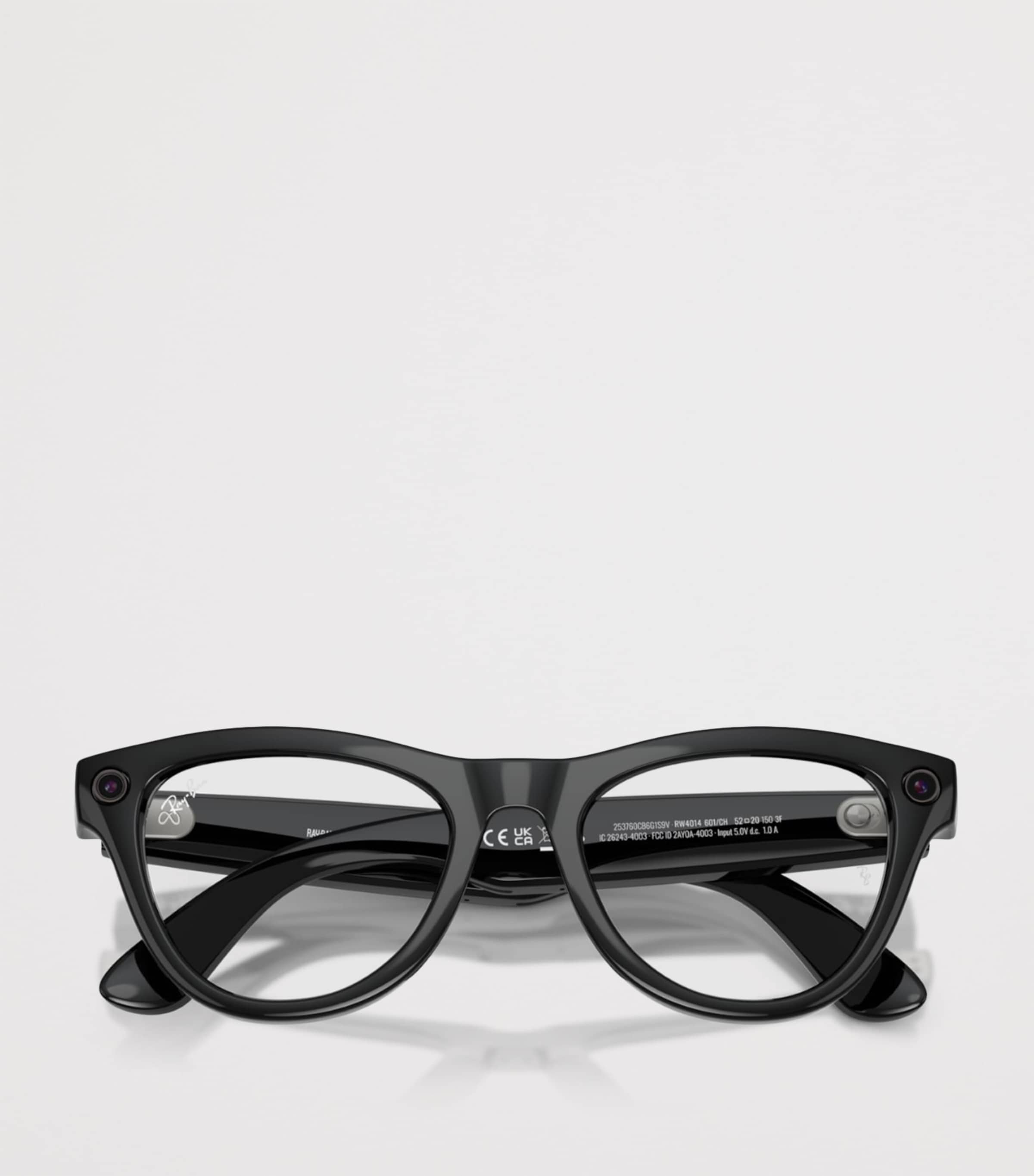 Ray-Ban Meta Skyler smart sunglasses - British product