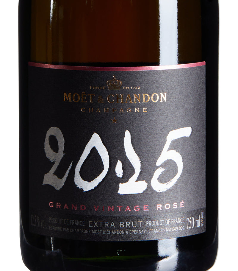 Moët & Chandon Brut Rosé Champagne 75cl, imported from the UK