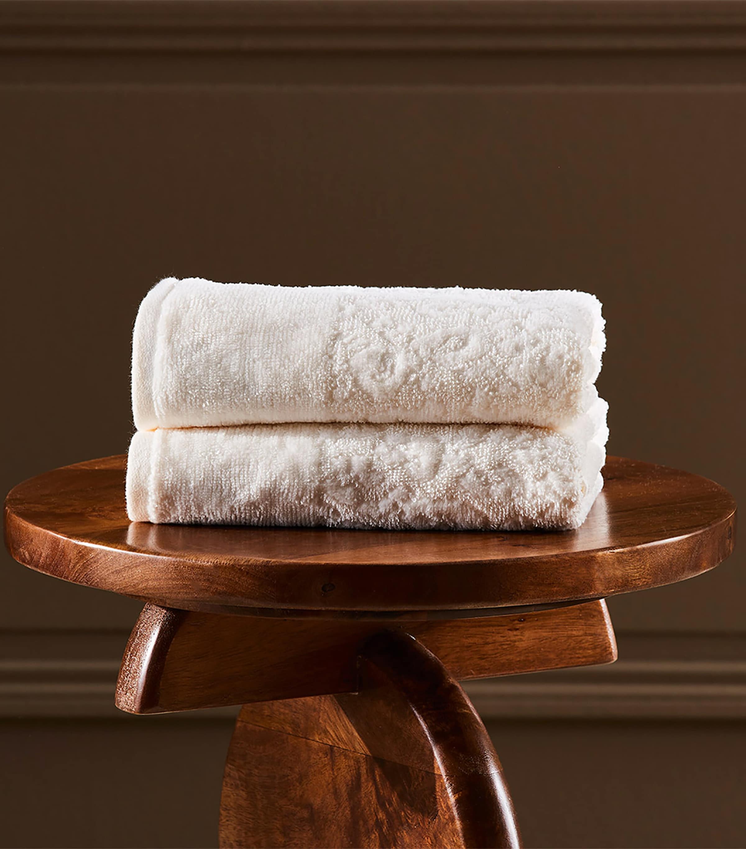 Yves Delorme Leopard bath sheet 150cm x 90cm (British brand)