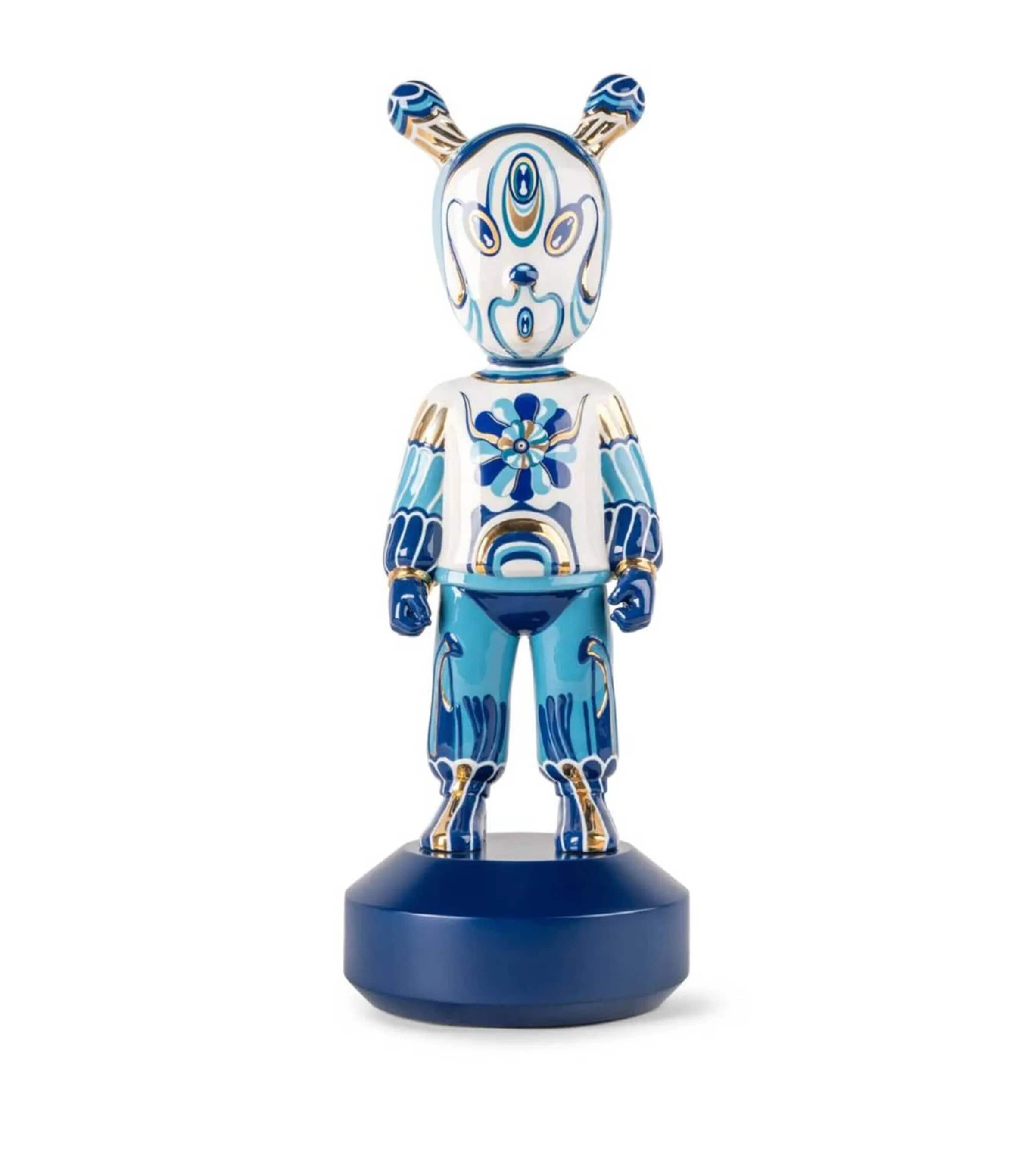 Lladró Big The Guest porcelain figurine by Kzeng Jiang, UK version