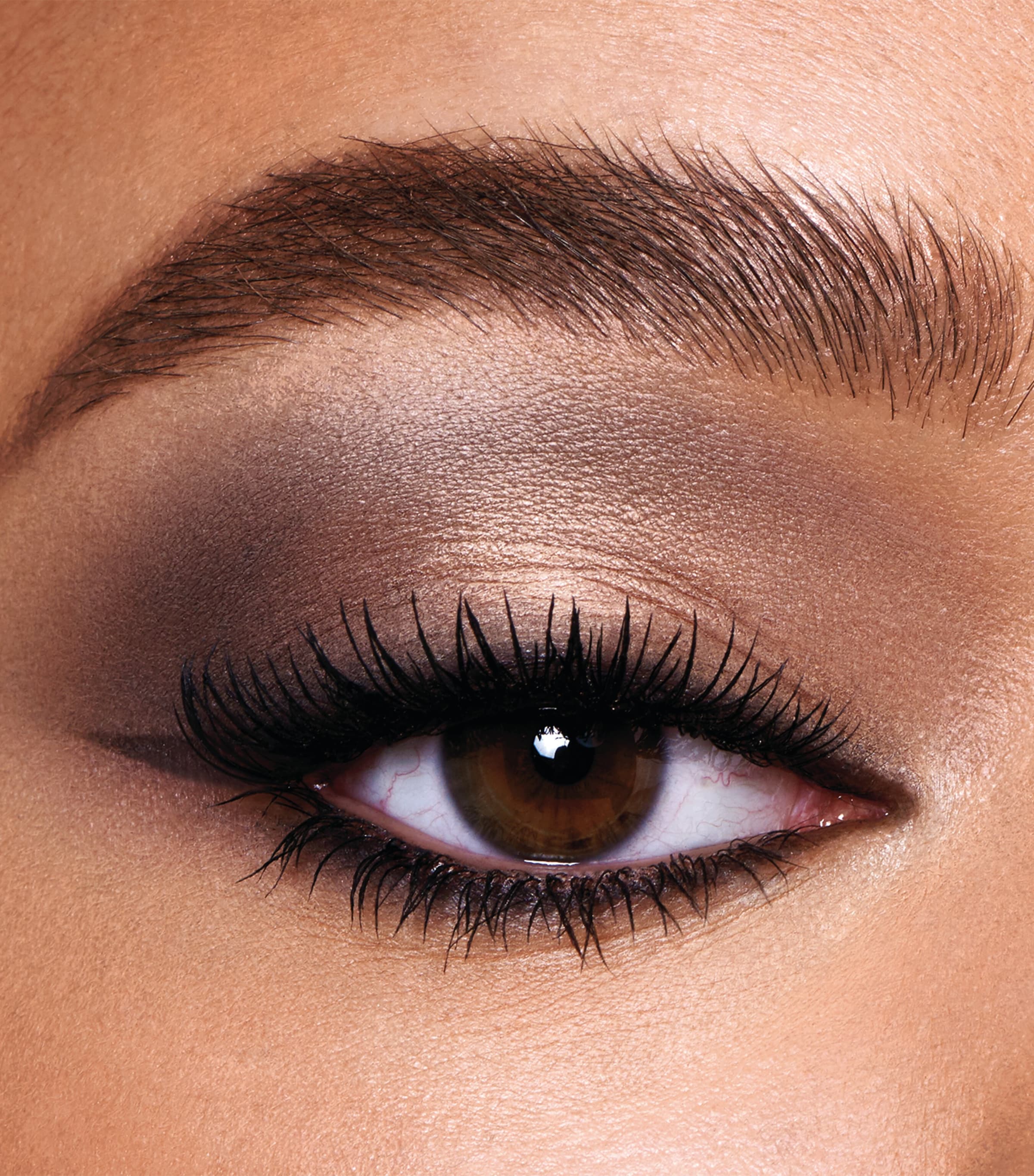 Charlotte Tilbury Super Nudes Easy Eye Palette with six matte shades - British product