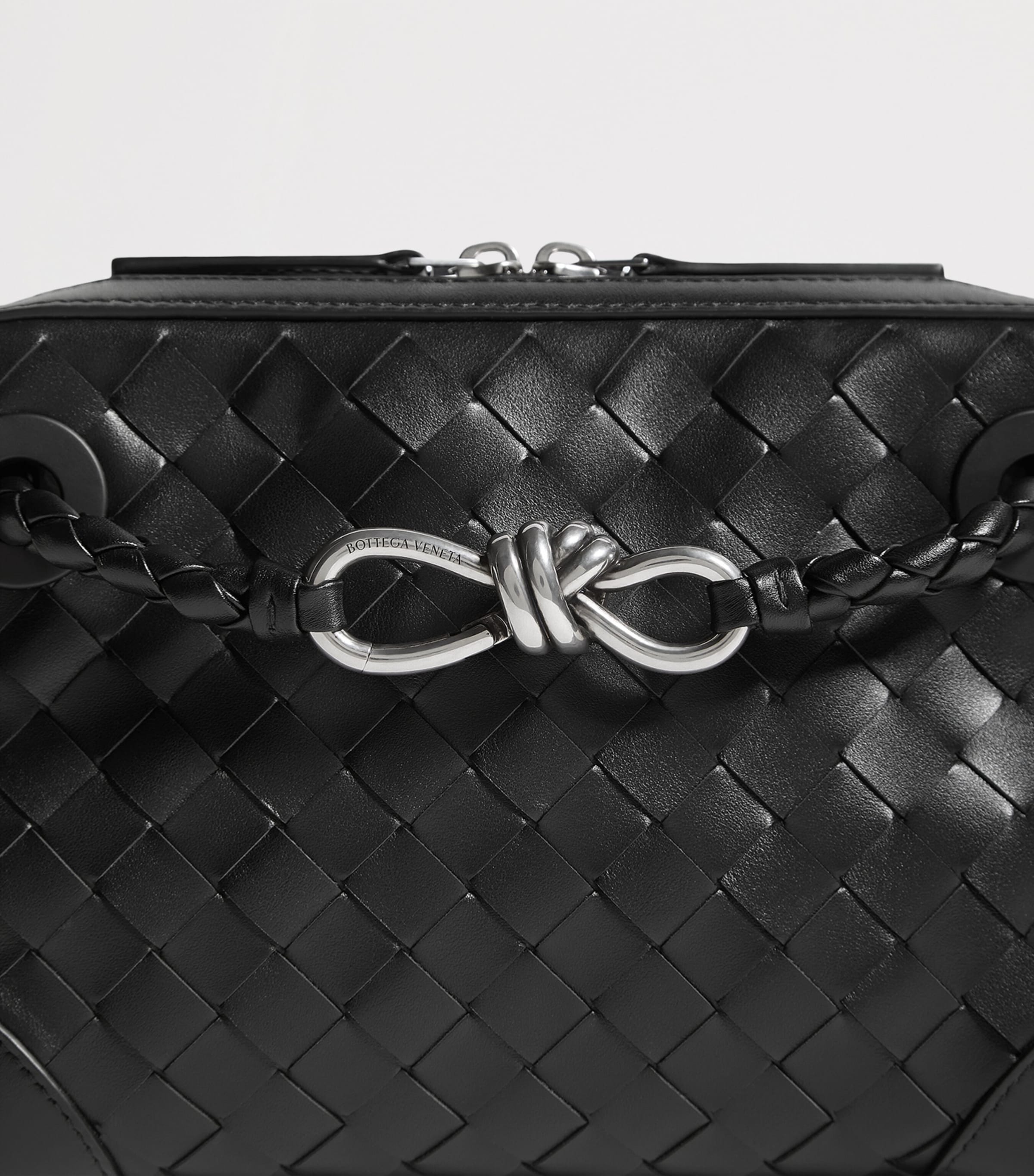 Bottega Veneta Andiamo messenger bag leather Intrecciato weave, UK version