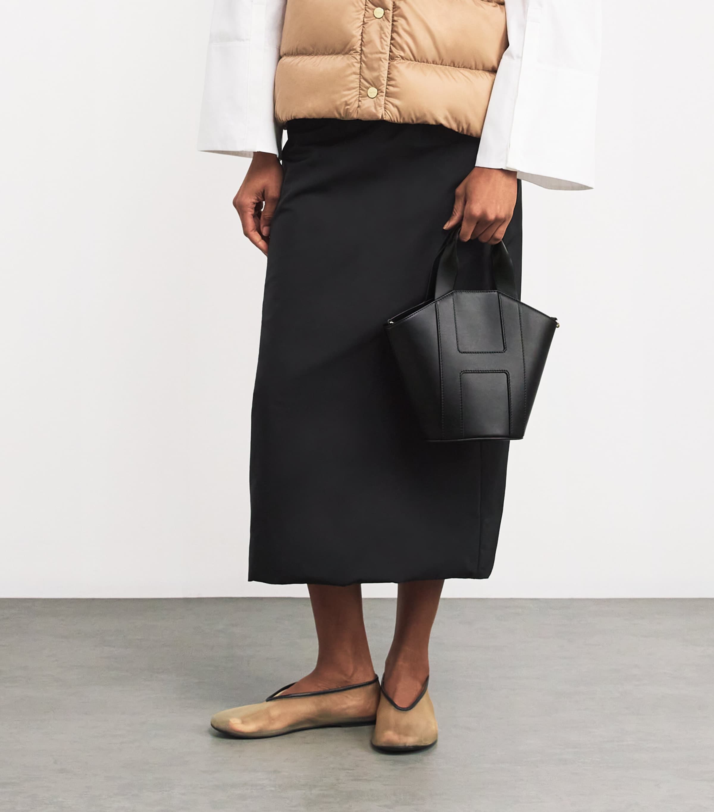 Harrods leather tote bag, UK version