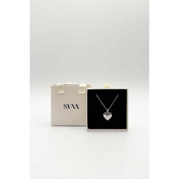 SVNX chunky heart pendant necklace in silver, UK version
