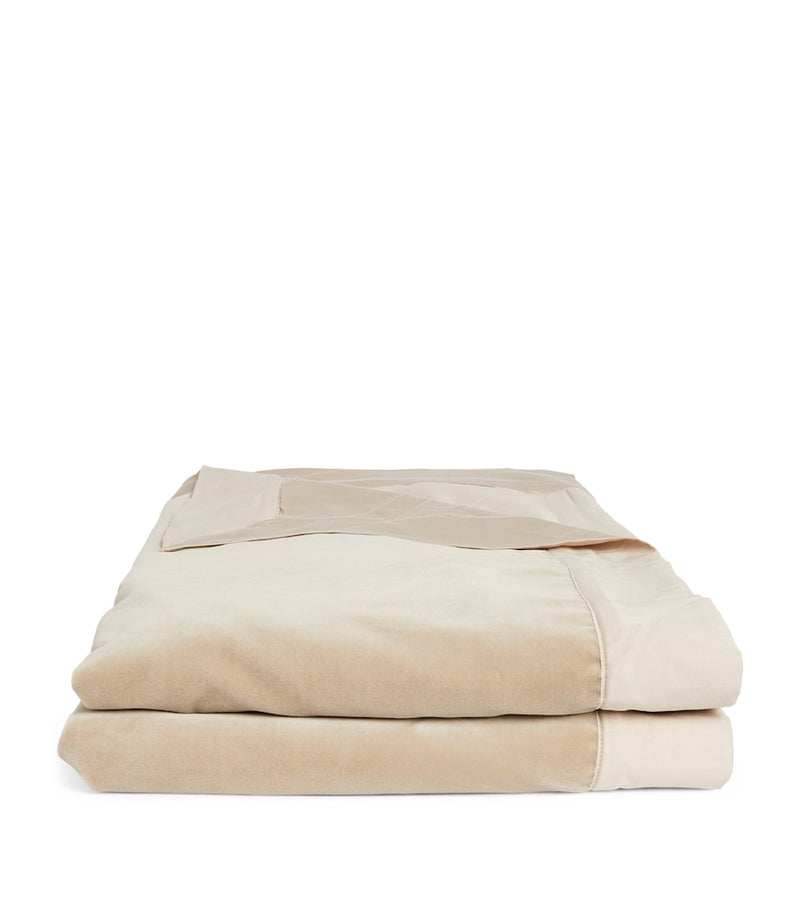 Amalia Cirrus Super King bedspread 250x260, UK version