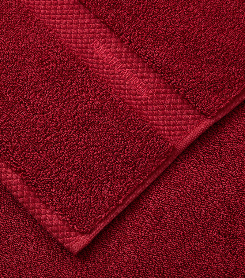 Ralph Lauren Home Avenue Hand Towel 50cm x 100cm, imported from the UK