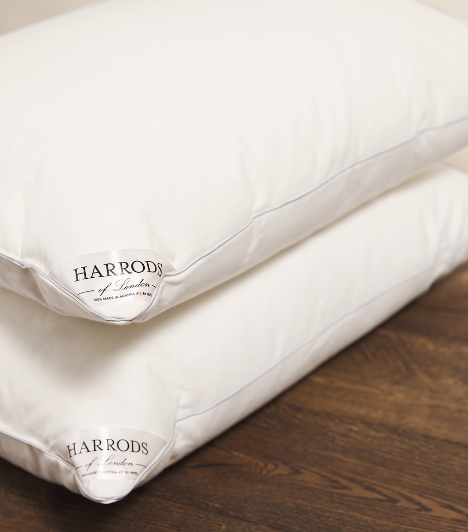 Harrods of London Extra-Firm Side Sleeper Pillow 50cm x 75cm, UK version
