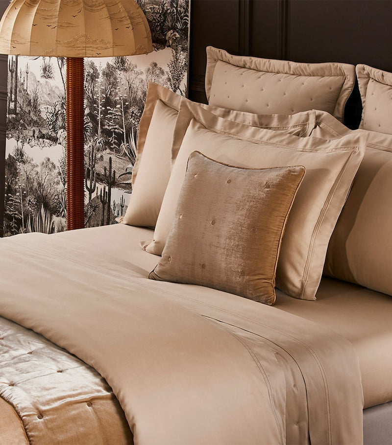 Yves Delorme Triomphe Dune bedcover 285cm x 250cm (British brand)