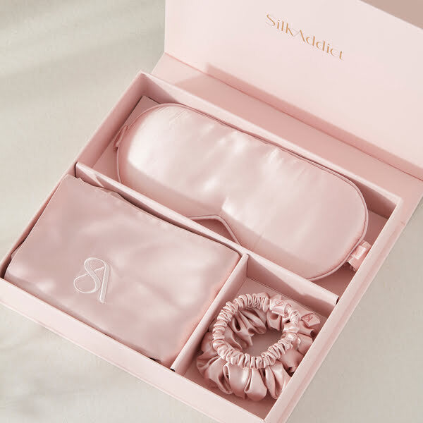 Silk Addict mulberry silk gift set pale pink - British product