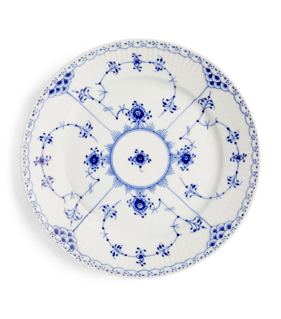 Royal Copenhagen Blue Fluted Half Lace porcelain plate 19cm, imported from the UK
