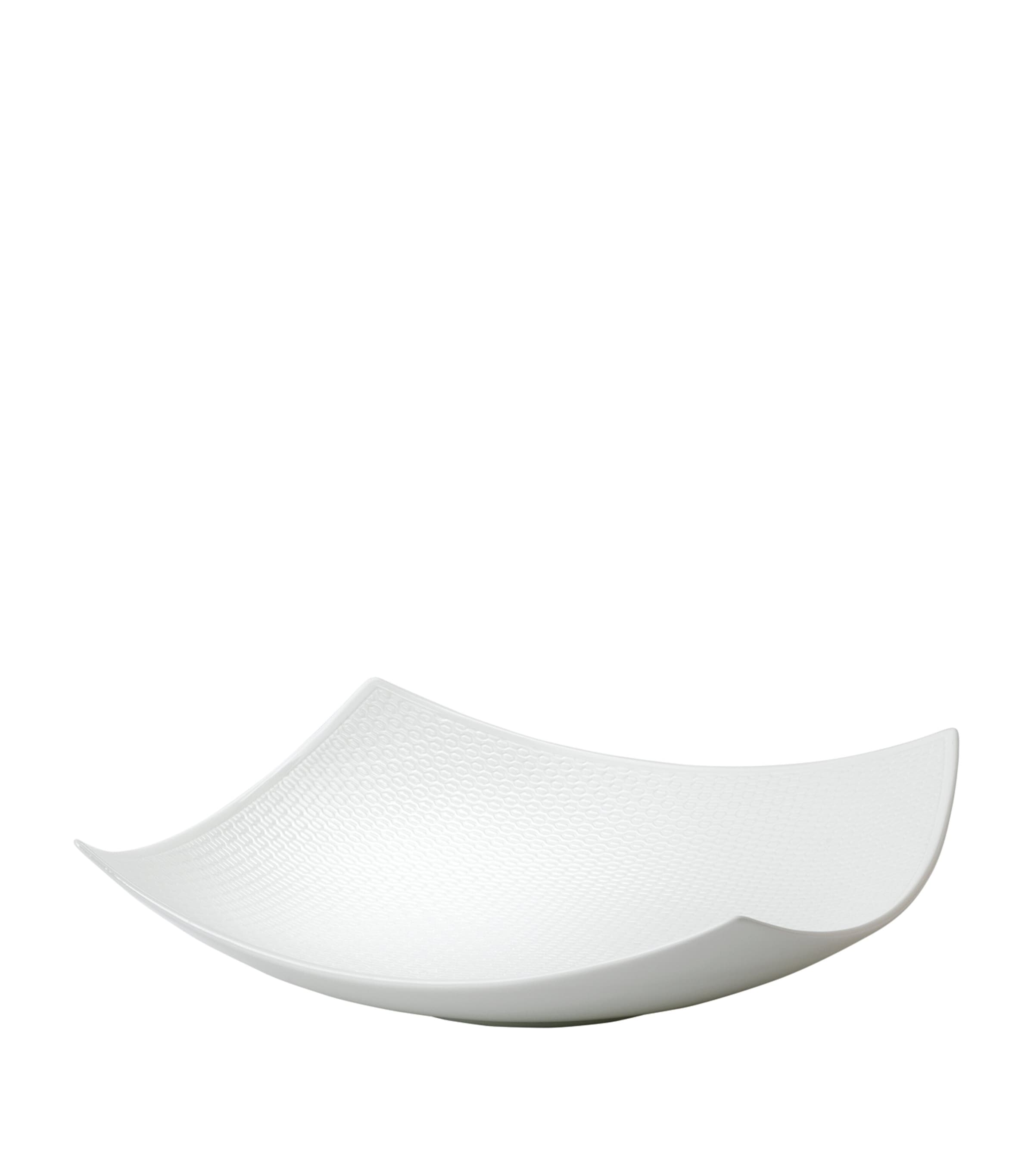 Wedgwood Gio Sculptural bowl 25cm (British brand)