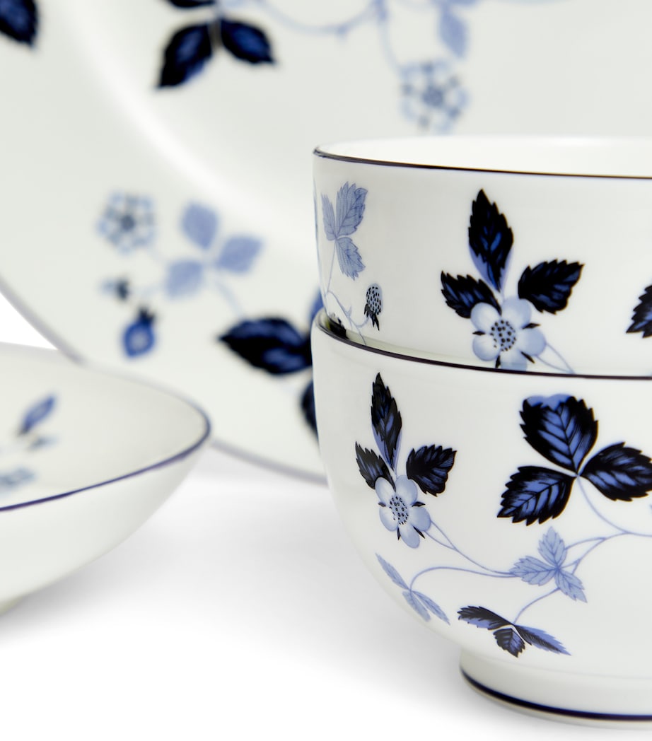 Wedgwood Wild Strawberry Inky Blue dinner set 15-piece - British product
