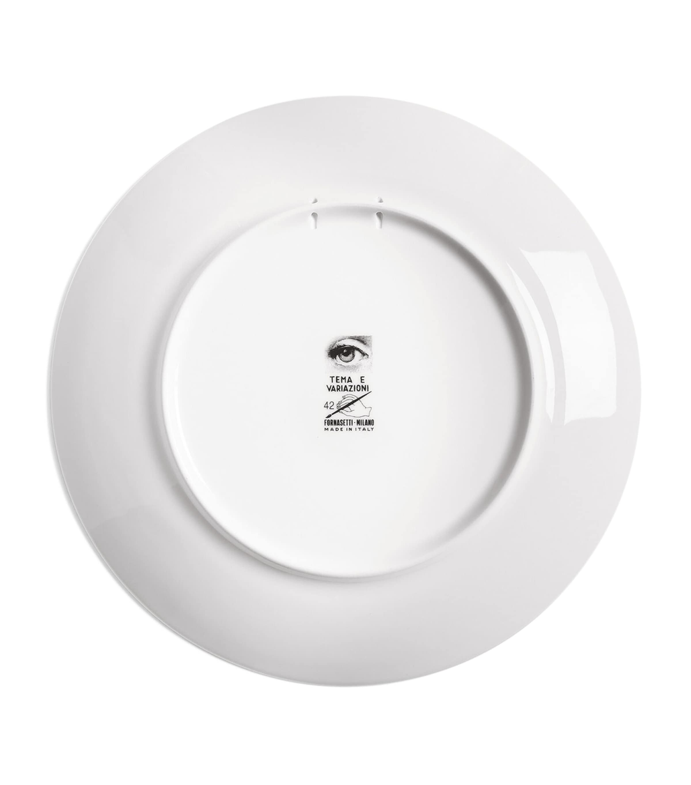 Fornasetti wall plate with opera singer design 26cm - British product