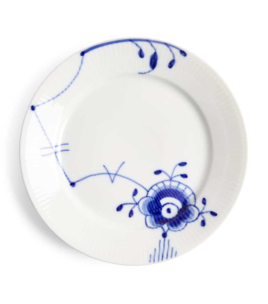 Royal Copenhagen Blue Fluted Mega Plate 22cm, imported from the UK