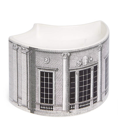 Harrods Fornasetti Architettura Vase Lys Immaginazione Duftlys 530 g - Kjøp online hos McGrocer